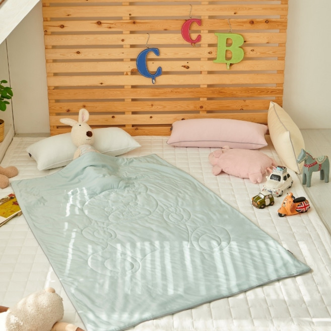 곰돌이 냉감 작은이불 아리아 키즈 유아 부드러운 냉감 낮잠이불100x150cm