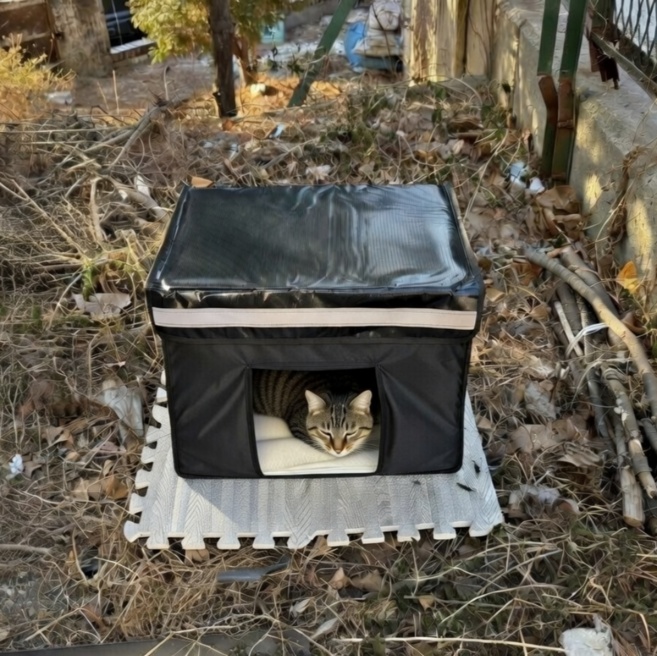 [담요 증정] 푸르픽 길고양이집 방풍 겨울 봄 사계절가능 야외 실내 방한 방풍 급식소 길냥이, 검정, 1개