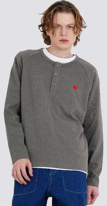 [커스텀어스] 남자 뉴하트자수 헨리넥 라그랑 긴팔 티셔츠 CXS25FKRT921 KHA