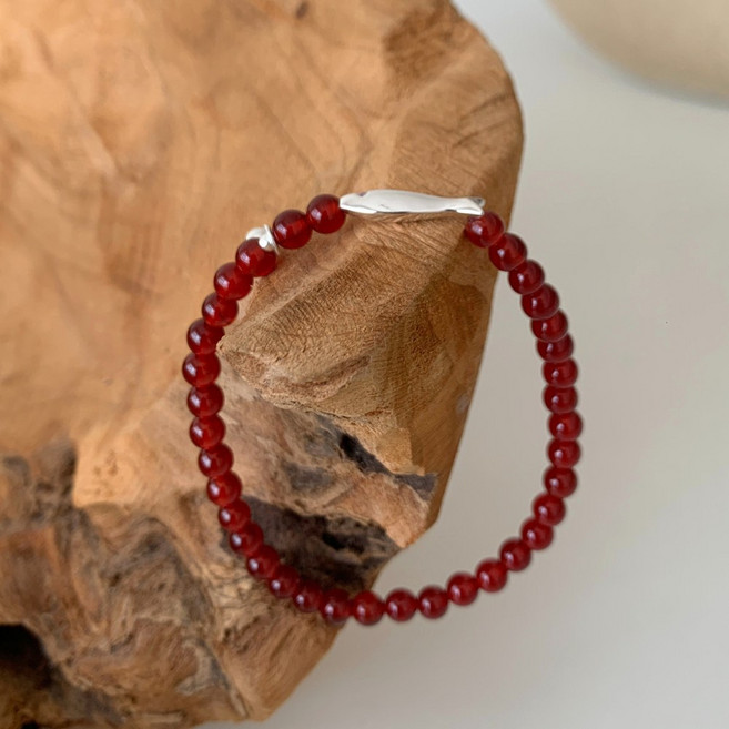 【顯白又有韻味】紅瑪瑙彈力繩手鍊 925 純銀手鍊 彈力繩手鍊 串珠手鍊 紅瑪瑙 天然石 手鍊女