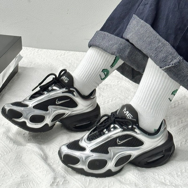 나이키 에어맥스 뮤즈 - 001 FV1920 2440130