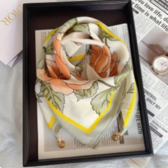 녹티로스 마그네틱 스카프 여성 승무원 쁘띠 면스카프