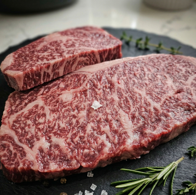 투뿔 한우 구이용 설깃머리살 300g 소고기 캠핑고기, 1개