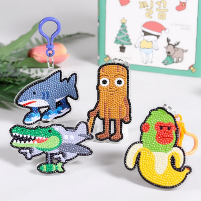 이탈리안 브레인롯 보석십자수 키링만들기 비즈공예 인싸템 취미생활 집콕놀이 만들기키트 만들기세트 교회행사 체험행사 체험부스 만들기활동 diy, 1개, 십자수키링diy-침판지니바나니니