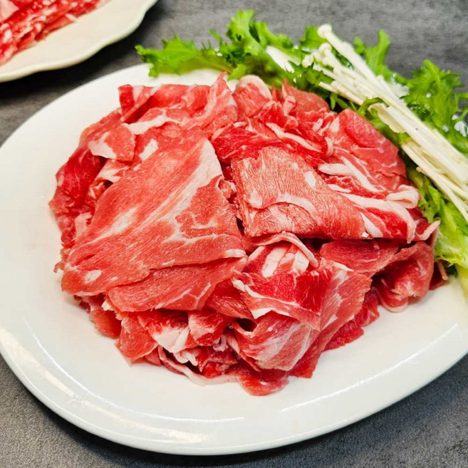 국내산 한우 투뿔 등급 스지 소고기 불고기 전골 샤브샤브 300g 밀키트 양념장 포함, 1개