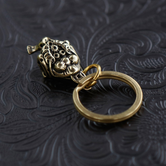 쿠칭아일랜드 재물운 황동 열쇠고리 키링 자동차 키홀더 가방 장식 잉어 엽전쥐 삼족두꺼비 황소 호리병 돼지