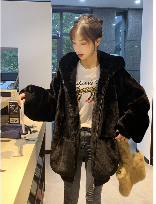 梨卡 女裝仿兔毛連帽保暖厚外套 黑色 均碼