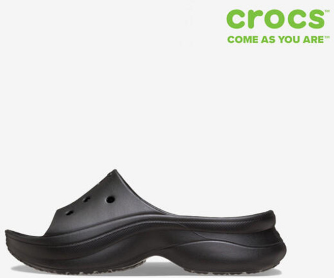4층 CROCS 슬리퍼 BAE SLIDE 베이 슬라이드 211108-001