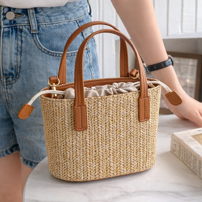 러빈홈 미니 스퀘어 라탄백 위빙백 크로스백 토트백