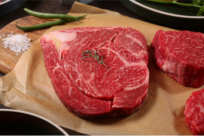 로빈우 한우 등심(200g) 스테이크용 1+냉장, 200g, 1개