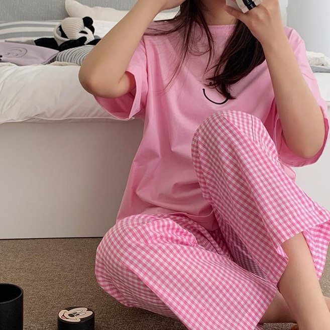 아뜰라임 여성 홈웨어 반팔 긴바지 파자마 스마일 체크 잠옷 세트
