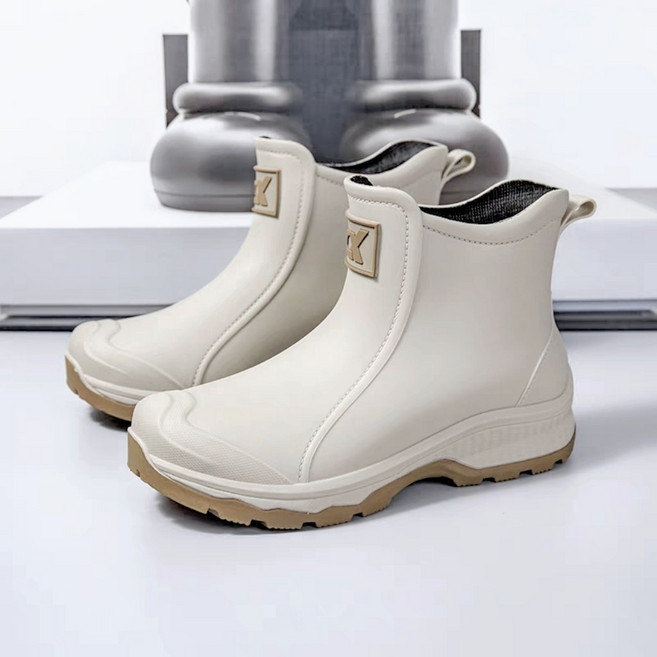 YANGTA 패션 가벼운 남자 레인부츠 캐주얼 작업용 낚시 장화 여름 남자 미끄럼방지 쿠션 레인부츠