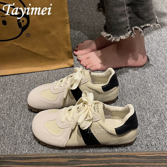 여성용 레트로 트레이너 스니커즈 화이트 캐주얼 단화 발편한 데일리 운동화