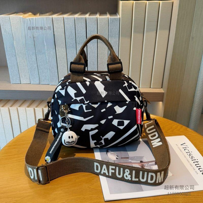DAELUDW 復古圖案斜挎包, 通用