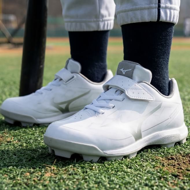 미즈노 유소년 포인트 인조잔디 야구화 청소년 내야 외야 그라운드 필드 운동화 트레이닝 화이트실버