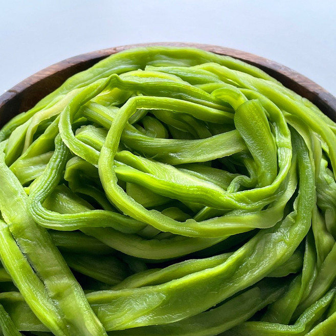 불린 궁채 나물 1kg 500g 상추대 궁체 나물 건궁채 말린 마른 궁채 뚱채 줄기상추, 200g