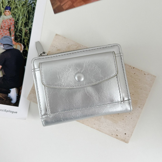 에브리테일 글로시 빈티지 반지갑 카드 동전 지퍼 지갑