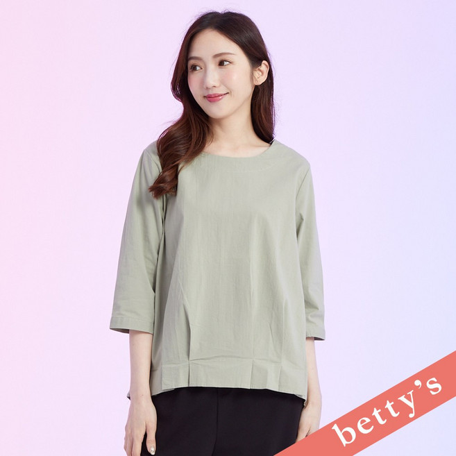 betty’s貝蒂思 素面下擺壓褶七分袖上衣 女裝上衣 舒適透氣