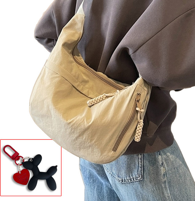 다두이다 반달 하프문 심플 크로스백