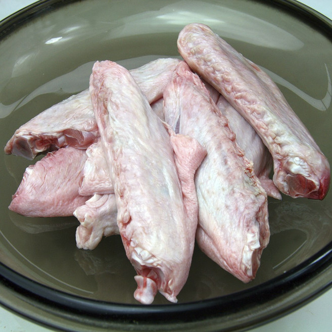 거성푸드 생 오리날개 냉동 1kg 1팩, 1개