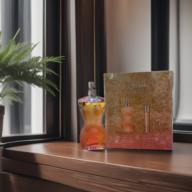Jean Paul Gaultier Classique 裸女經典女性淡香水禮盒, 1個