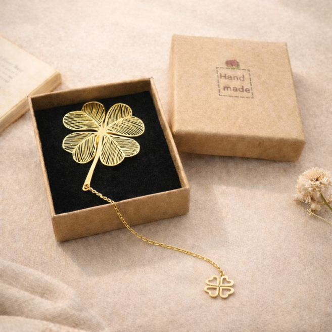 공간나눔 금장네잎클로버 선물 책갈피 북마크, 1개, 골드