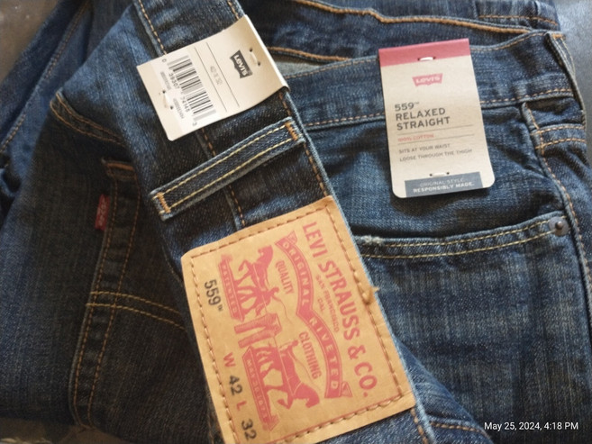 [Levi's] 559 Original Relaxed Straight Fit Blue Jeans Men's Size 42x32