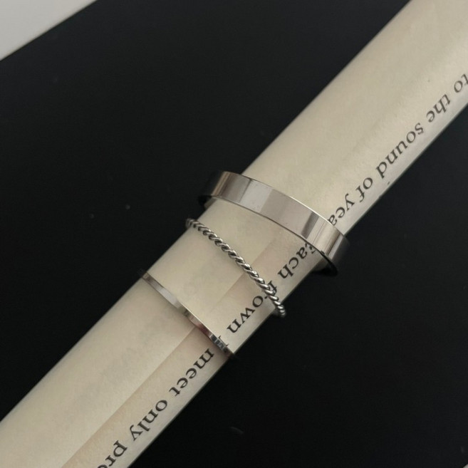 반지 써지컬 변색없는 패션 슬림 볼드 꽈배기 컷팅 실버 커플 우정 남녀공용