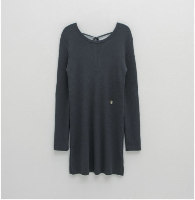 나인 백 스트랩 포인트 니트 윈피스 OP-6130