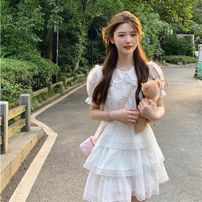 蕾絲拼接娃娃領連衣裙女夏季新款高腰泡泡袖蛋糕裙短裙子