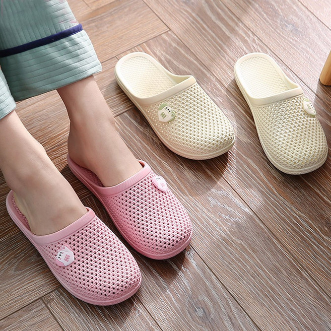 베리슈 여성 푹신하고 발편한 펀칭 여름 슬리퍼 사무실 학생 실내화 젤리슈즈 아쿠아 뮬 샌들 거실화