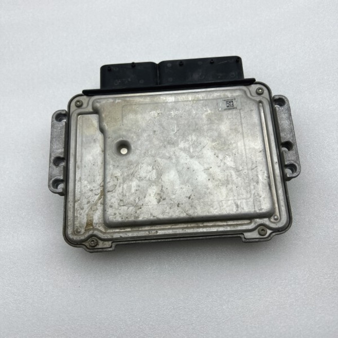 Meg17.9.12 엔진 제어 모듈 He6 9003100274Kc는 현대 기아 39131-2B390에 적합하며 양호한 작동 상태 분해, 01 빠른  Mainland