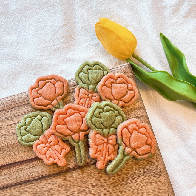 카네이션 쿠키커터 쿠키틀 기본 리본 품은 곰 모양 베이킹 도구, 1. 카네이션, 1개