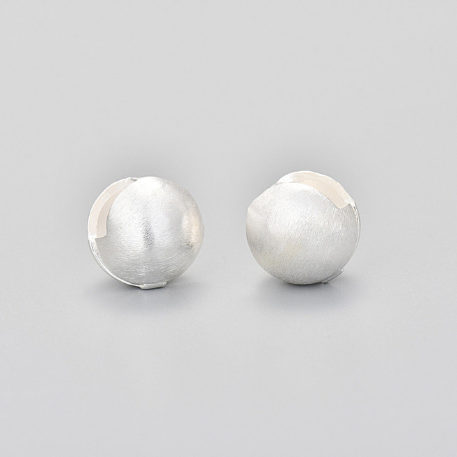 무광 매트 메탈 라운드 볼륨 볼드 볼 귀걸이 심플 데일리 베이직 이어링