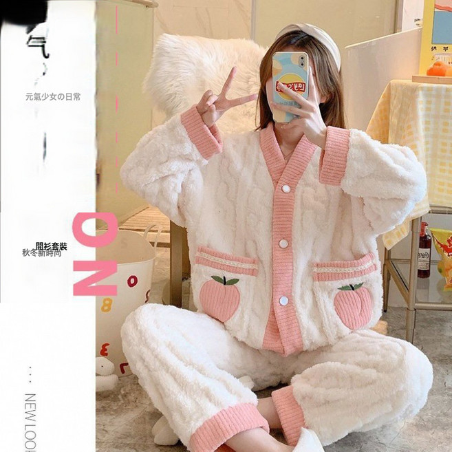 珊瑚絨睡衣女冬季新款法蘭絨可愛時尚長款家居服圓領長袖長褲套裝