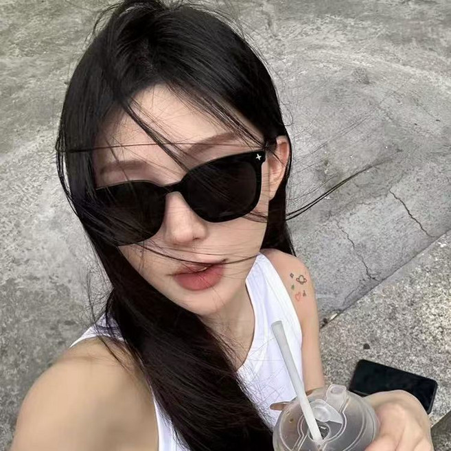 laderive 선글라스 남녀공용 UV400 자외선차단 + 안경집