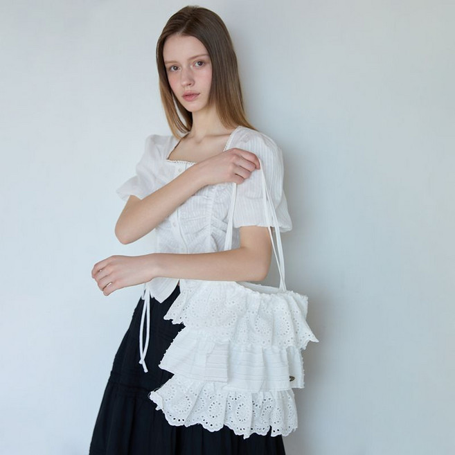 에고이스트 BLUE LABEL 3단 펀칭 레이스 숄더백 ES2OAB01 744925