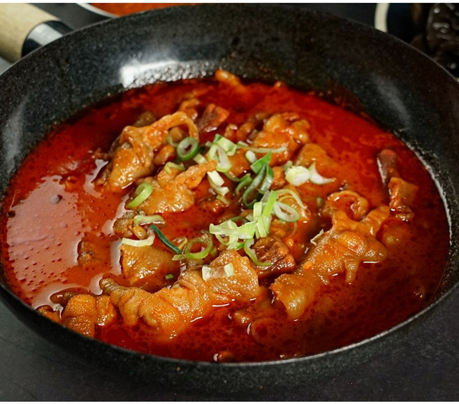 형제닭발 맛있게 매운 무뼈 국물닭발 560g, 4개