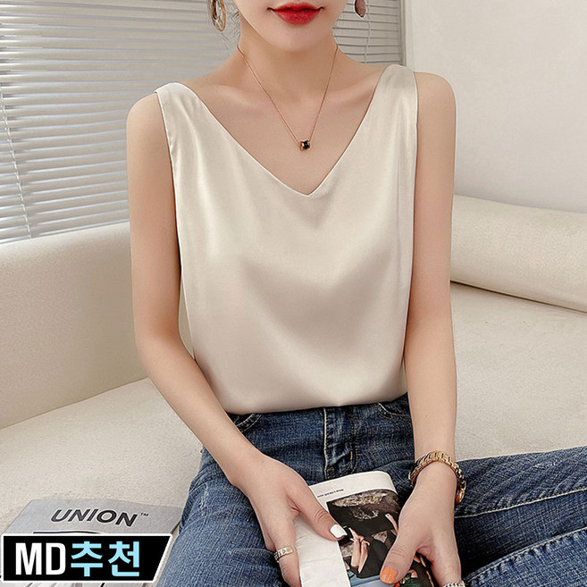 와우MD 여름 실키 브이넥 백 스트랩 민소매 이너 나시 블라우스