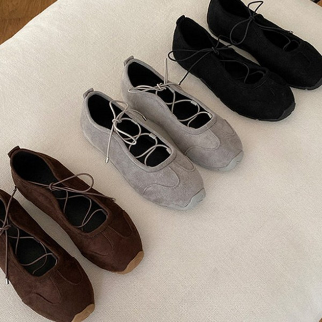 스웨이드 밴딩 레이스업 발레코어 단화 플랫슈즈