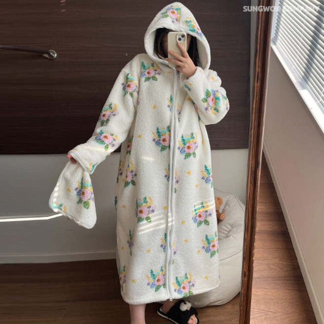 이너퀸 프리수 여성용 빅사이즈 롱 맥시 플라워 꽃 후드 지퍼 가운 극세사 양털 수면 원피스 로브 잠옷 홈웨어 이지웨어 라운지웨어 플라워지퍼롱가운