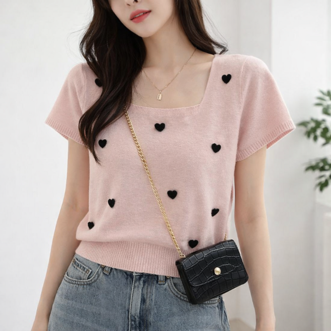 DUOMIHAN여성 하트 자수 반팔 니트 스퀘어넥 베이직 디자인WZS60414