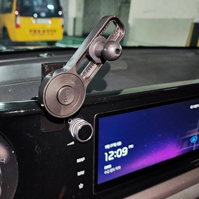 지파츠 K5 DL3 전용 네비 멀티 핸드폰 거치대 무선 충전 브라켓 마운트