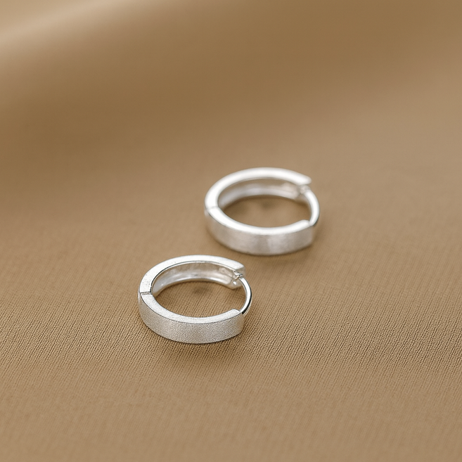 원터치 링 귀걸이 은 포스트 귀걸이 시아 스튜디오 클래식 여성 데일리 룩