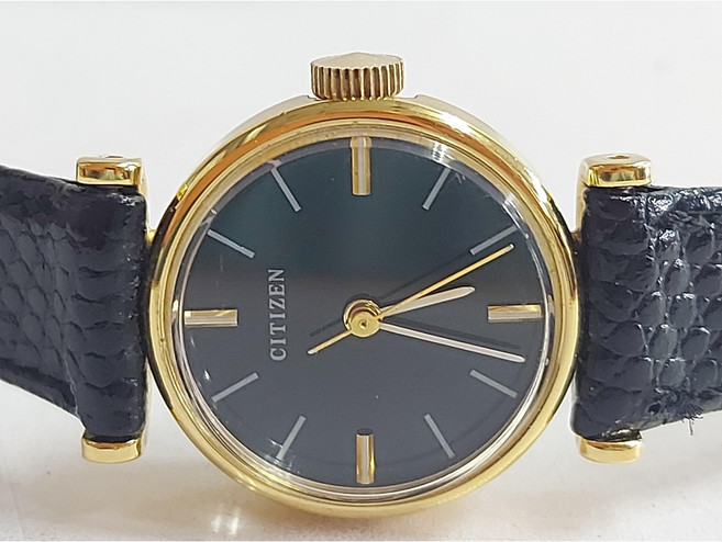 CITIZEN 星辰 手動上鍊機械腕錶 女錶 老店庫存未使用品 復古時尚