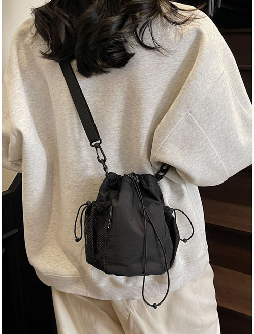 헨느여성 여행용 미니크로스백