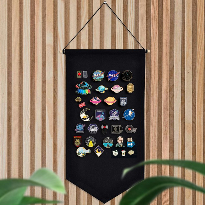 에이모노 뱃지플래그 핀 뱃지 보관 프레임, 캔버스 삼각 플래그 L [블랙]