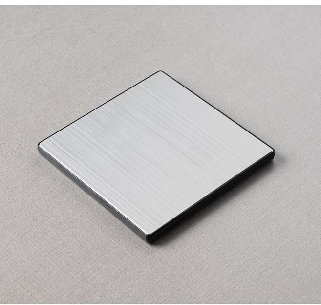 DS이엘씨 D3 블랙 앤 실버 2개용 정사각 맹커버 고급 알루미늄 스위치 전화4P CATV 통신 콘센트 커버 교체 인테리어, 1개