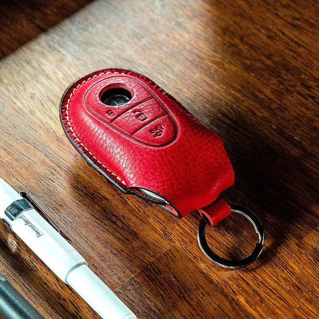 벤츠 W214 가죽 키케이스 악세사리 신형 E클래스 스마트키홀더 차키커버 헤르만, 본품+각인스트랩, 크림슨레드