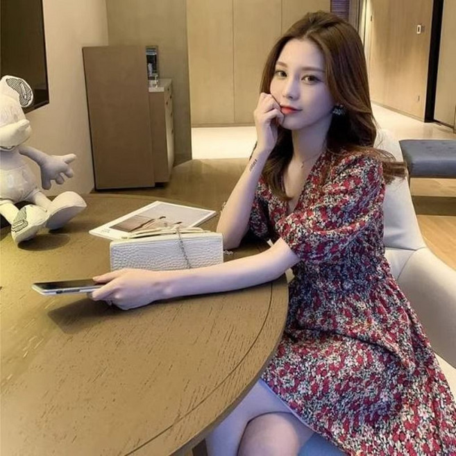 日系 甜美 印花洋裝 夏日法式設計感氣質收腰顯瘦連衣裙, 紅色